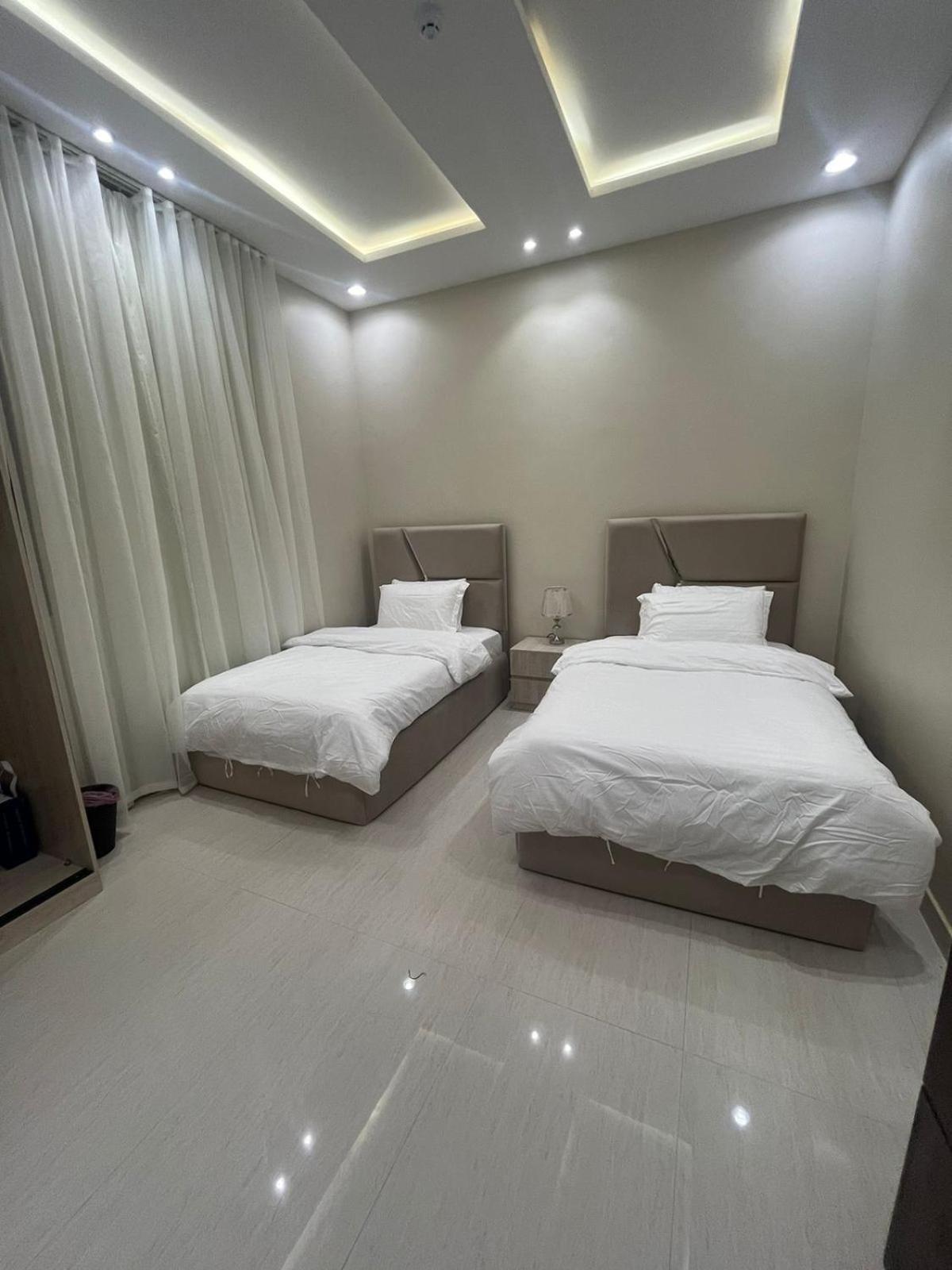 مكونة من غرفتين نوم وصالة Qadisiyah Apartment