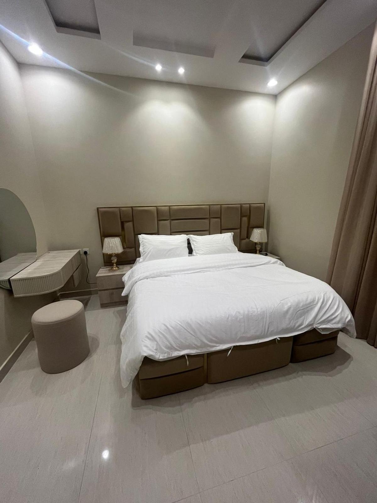 مكونة من غرفتين نوم وصالة Qadisiyah Apartment Riyadh